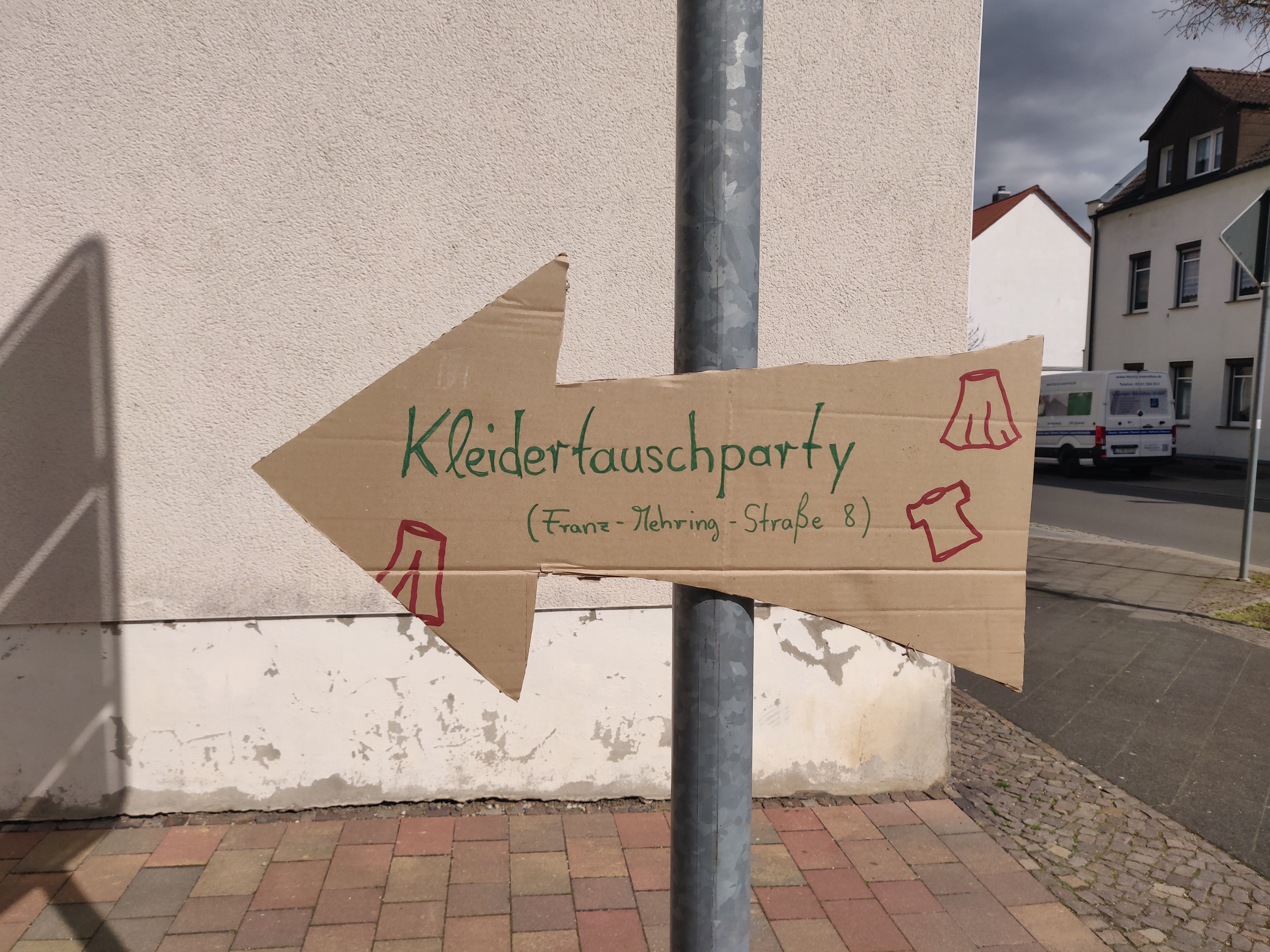 Hier sollte der Flyer zur Kleidertauschparty zu sehen sein.